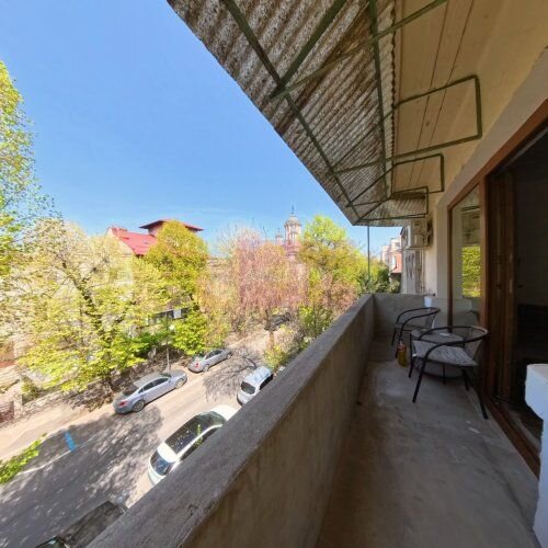Apartament 3 camere in vila Cotroceni.